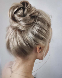 23 Super Easy Updos for Busy Women - StayGlam - StayGlam