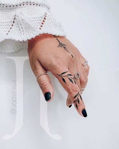 42 Simple Fingers Tattoos