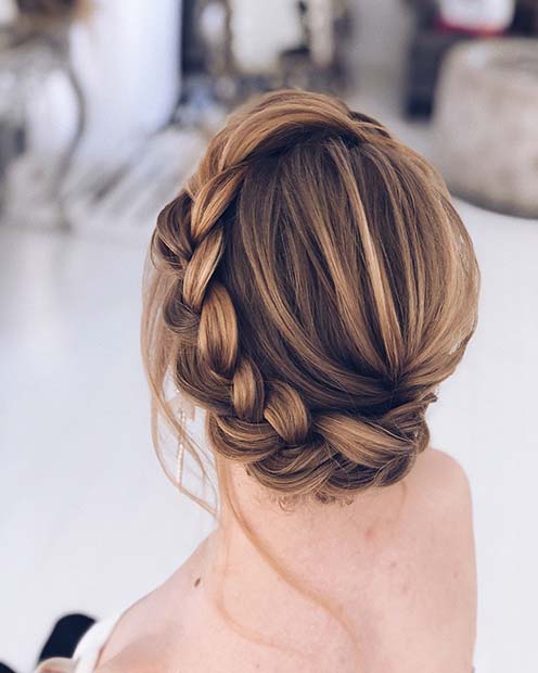 Elegant and Simple Updo