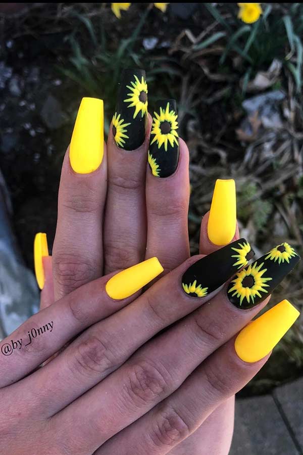 43 Chic Ways to Wear Yellow Acrylic Nails | StayGlam