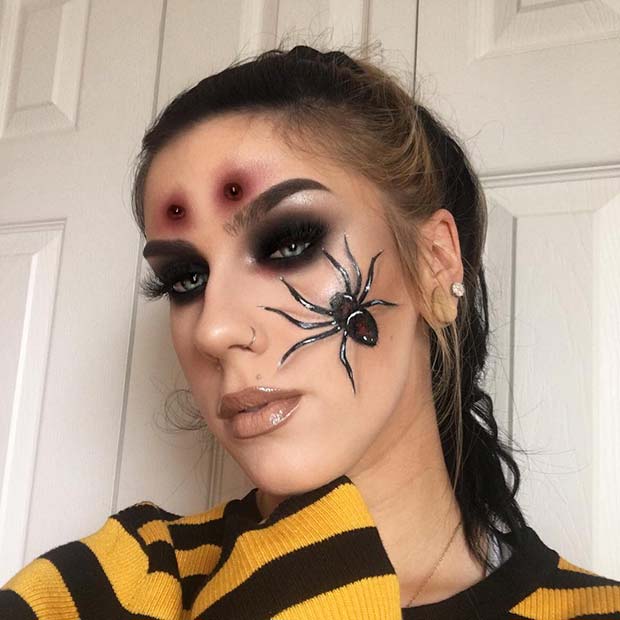 Creepy Spider Makeup