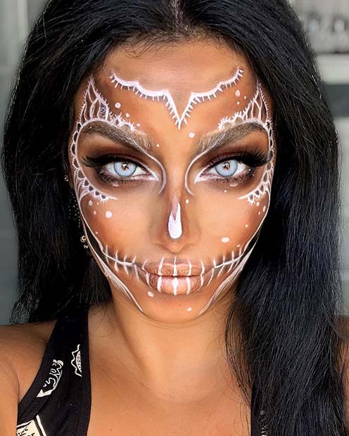 Creepy and Chic Halloween Makeup