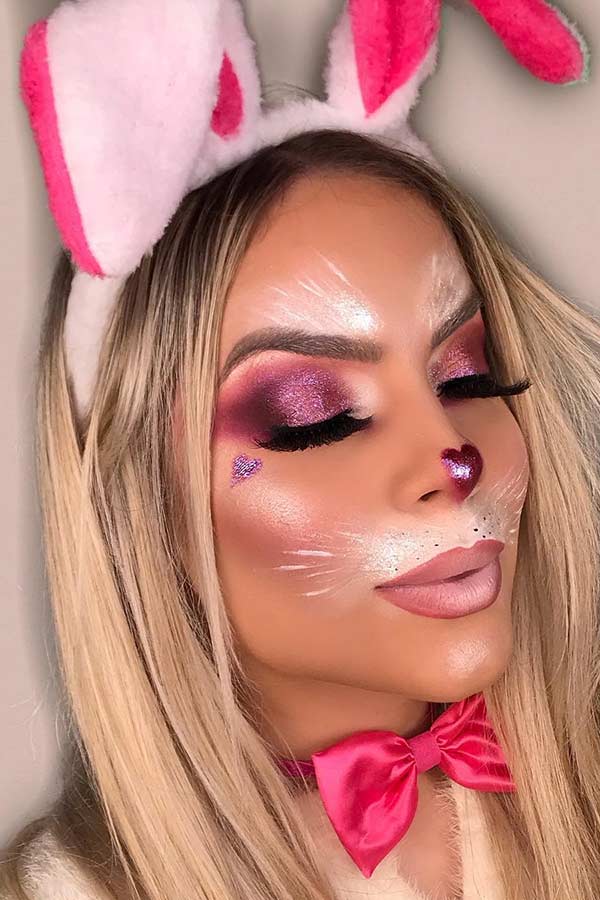 Maquillage mignon de lapin pour Halloween