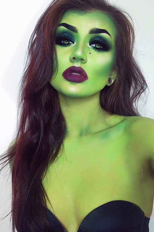 Pretty Green Witch Halloween Makeup