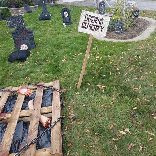 Scary Cemetery Idea