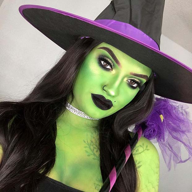 Simple Wicked Witch Makeup and Costume