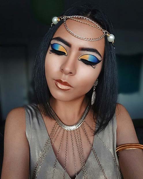 Vibrant Cleopatra Makeup