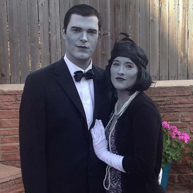Grayscale 1920's Couple 