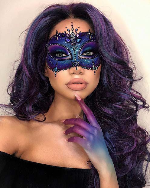 Stunning Masquerade Mask Makeup 