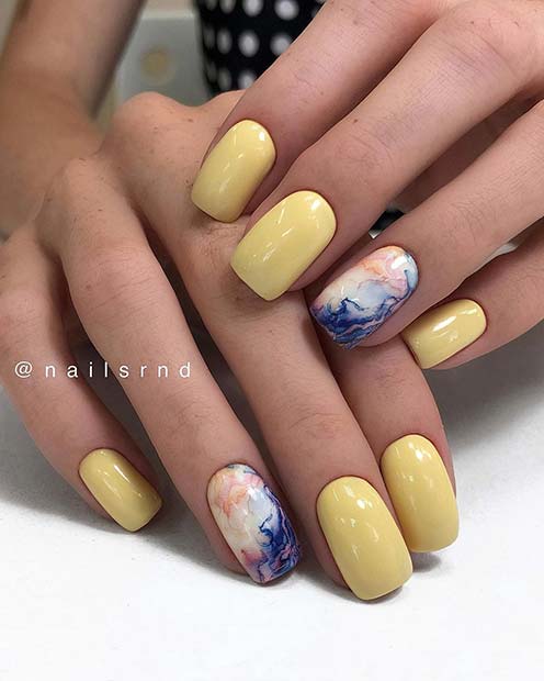 Marble Accent Nail