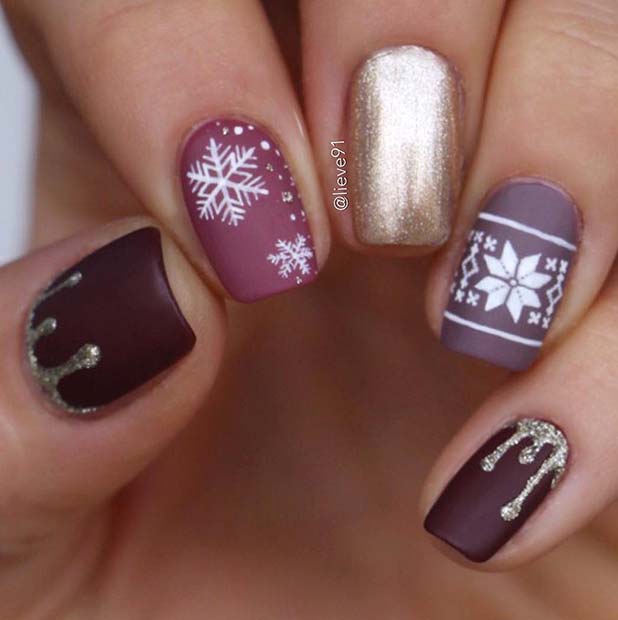 Stylish Short Winter Nails