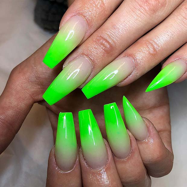 43 Neon Green Nails To Inspire Your Summer Manicure Stayglam