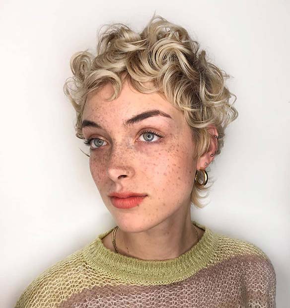 Stylish Short Haircut with Curls