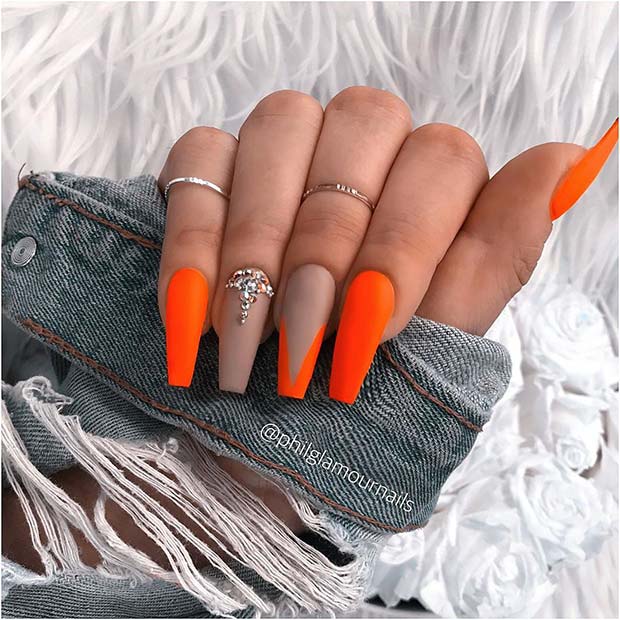 Amazon.com: Neon Fake Nails Extremely Long Bright Orange Shiny Press On Nail  Carnival Style Decoraion Manicure Tips Salon Nails 24 : Beauty & Personal  Care