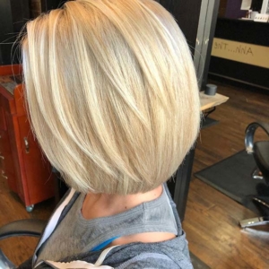 23 Layered Bob Haircuts We're Loving In 2020 - Stayglam - Stayglam