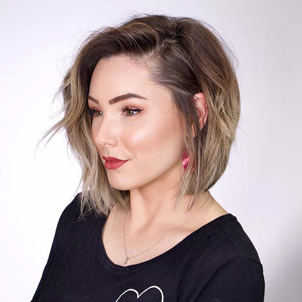 Cute Layered Bob with Highlights 