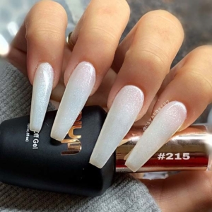 43 Chic Ways to Wear White Coffin Nails - StayGlam