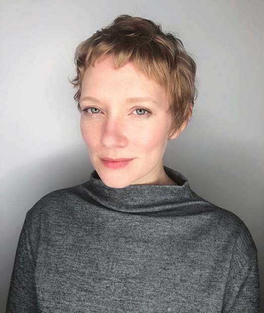 Simple and Trendy Pixie