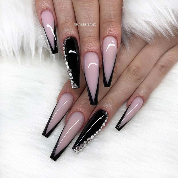 Chic Black and Nude Nails