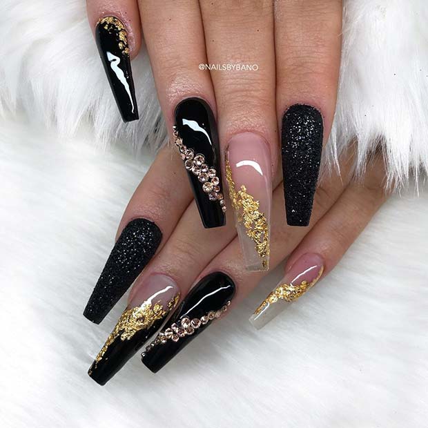 Gorgeous Gold and Black Nail Design