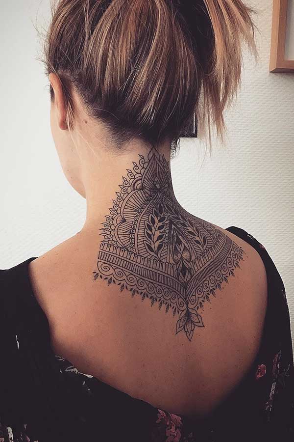 Back Neck Tattoo Of A Woman Stock Photo - Download Image Now - Tattoo,  Women, Neck - iStock