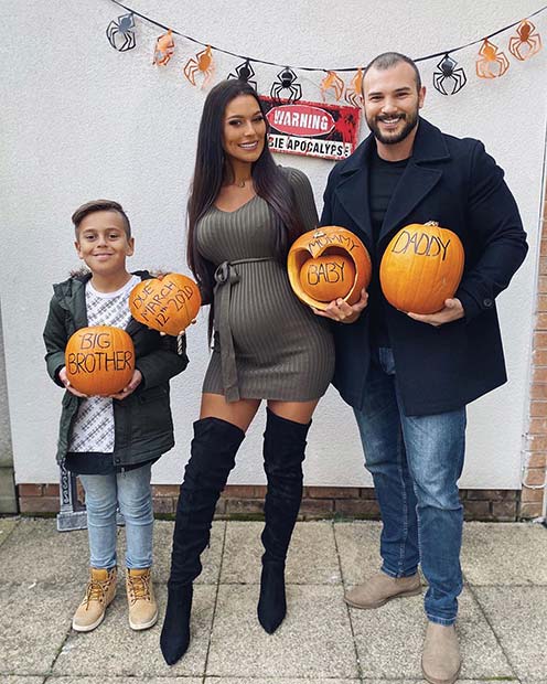 Halloween Pregnancy Announcement with Pumpkins