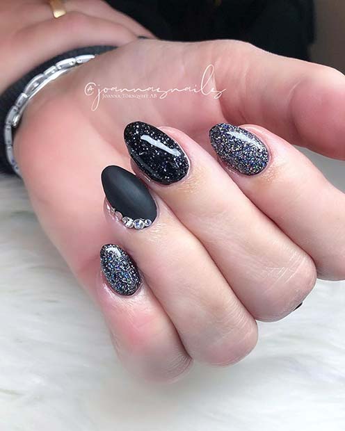 Glitzy Black Oval Nails