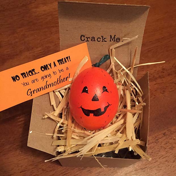 Halloween Themed Announcement for Grandma-to-Be