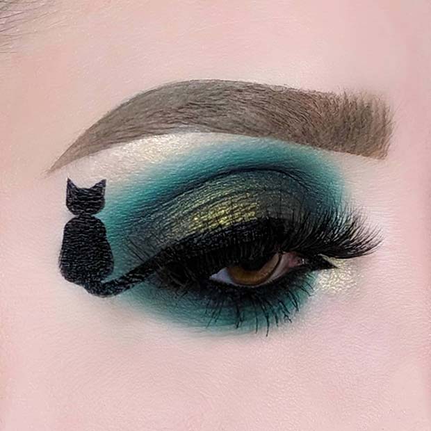 Black Cat Eye Makeup Look