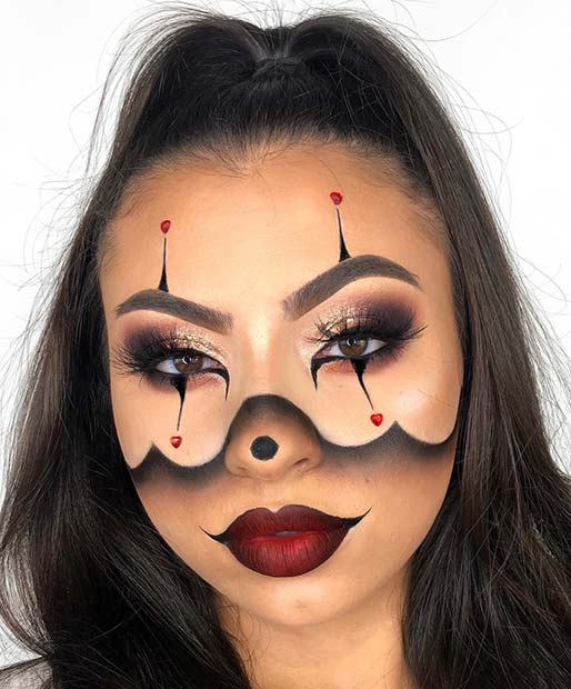 Simple Clown Look with Hearts