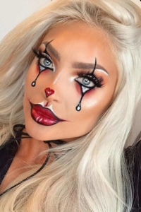 63 Trendy Clown Makeup Ideas for Halloween 2020 - Page 5 of 6 - StayGlam