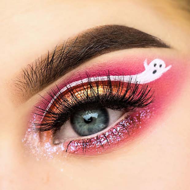 Pretty Ghost Eye Makeup