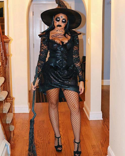 Scary and Sexy Witch Halloween Costume Idea