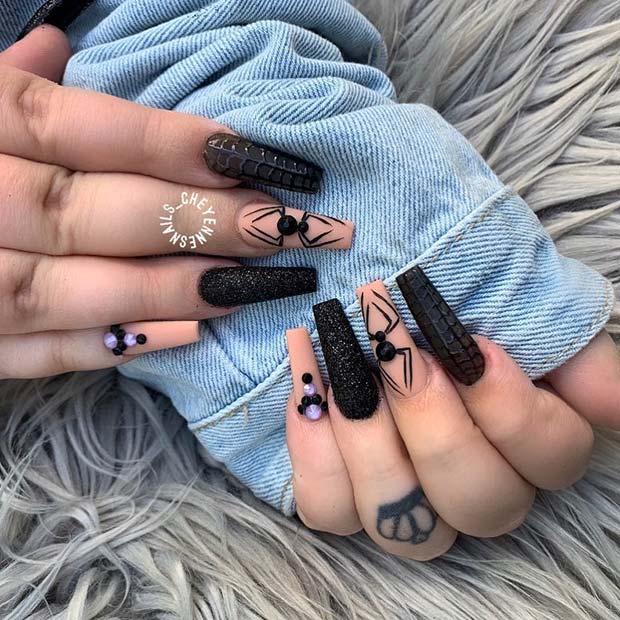 Spooky Spider Nails for Halloween