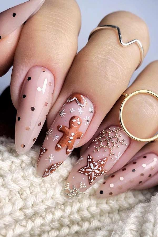 Cute Gingerbread Nails for Holidays